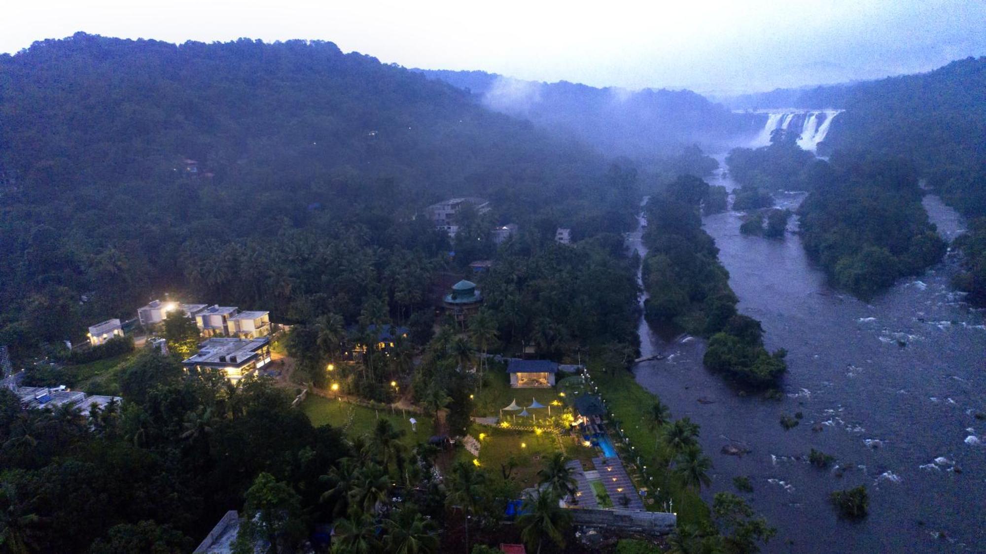 Casa Rio Resorts Athirappilly Eksteriør bilde